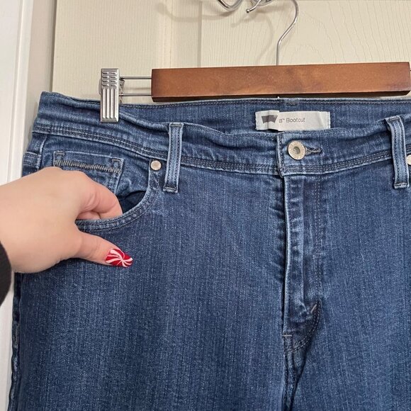 Levi's Womens Dark Wash 515 Bootcut Flap Button Pocket Mid Rise Jeans Size 16 - Picture 4 of 10